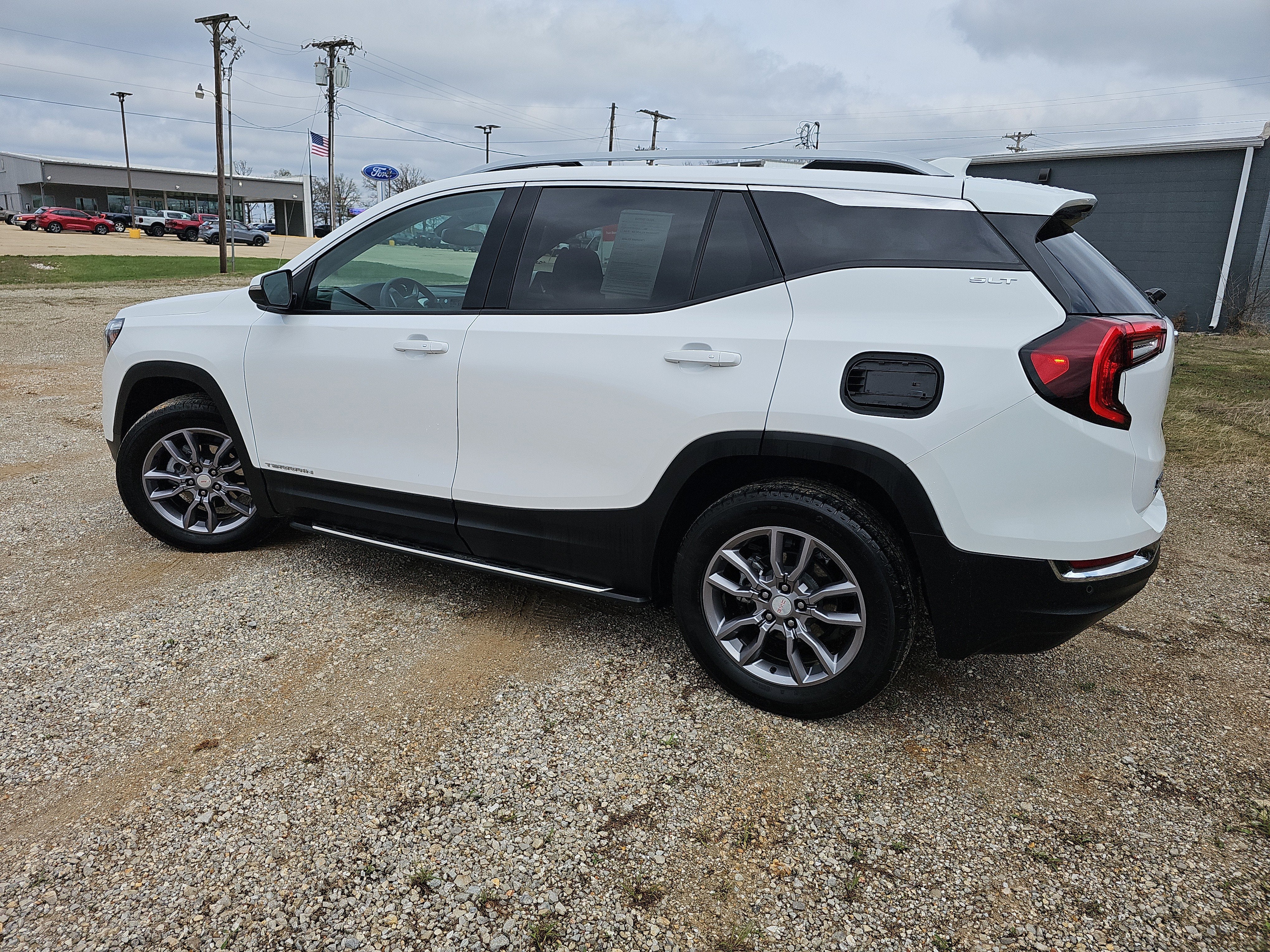 2024 GMC Terrain SLT