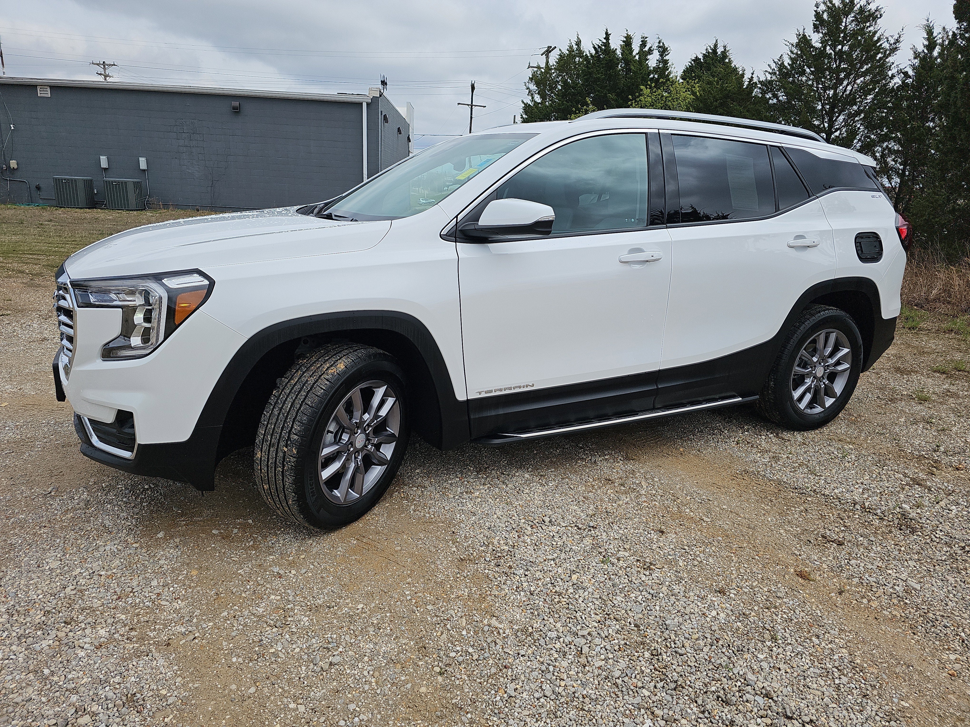 2024 GMC Terrain SLT
