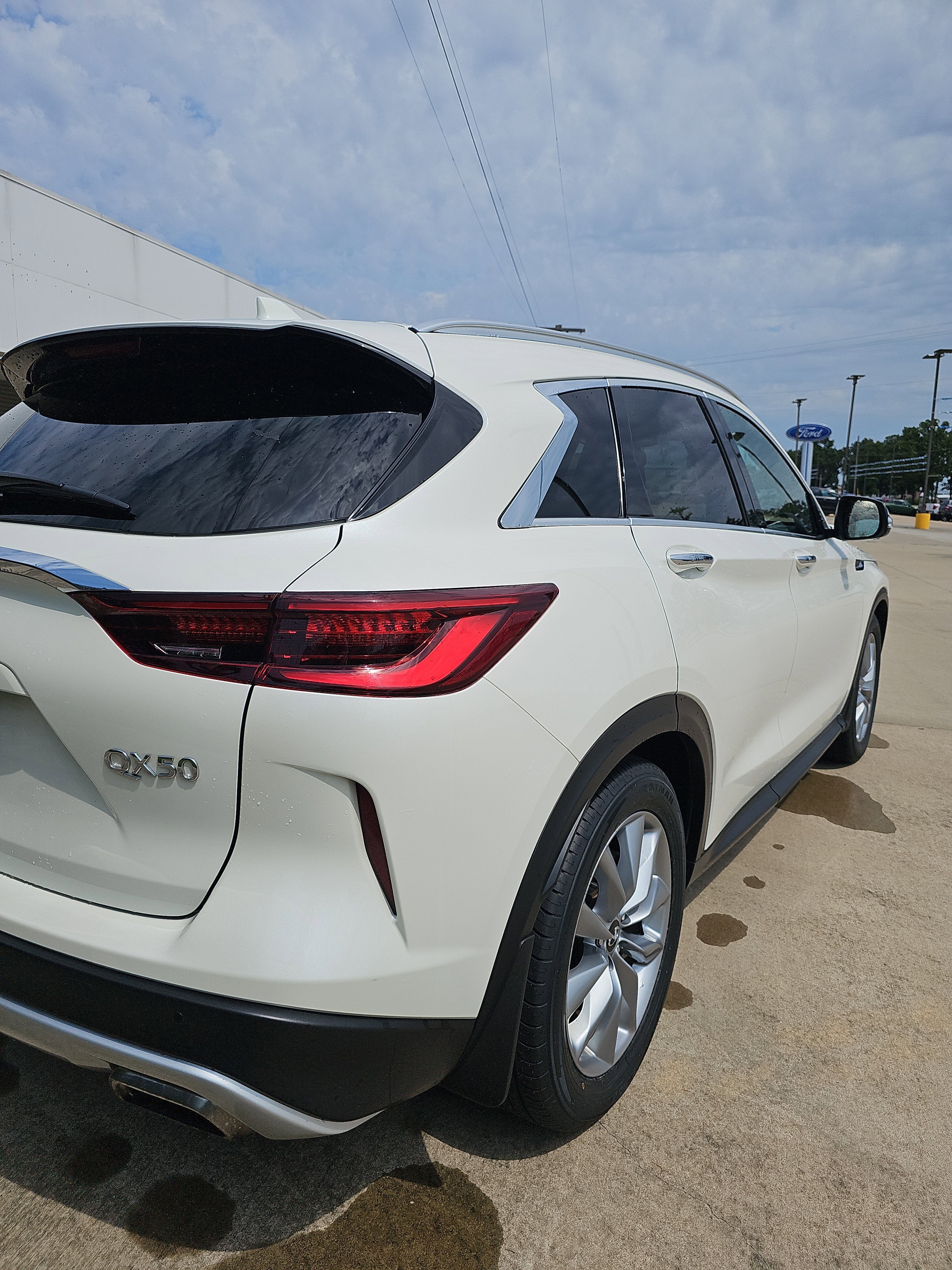 2022 INFINITI QX50 ESSENTIAL