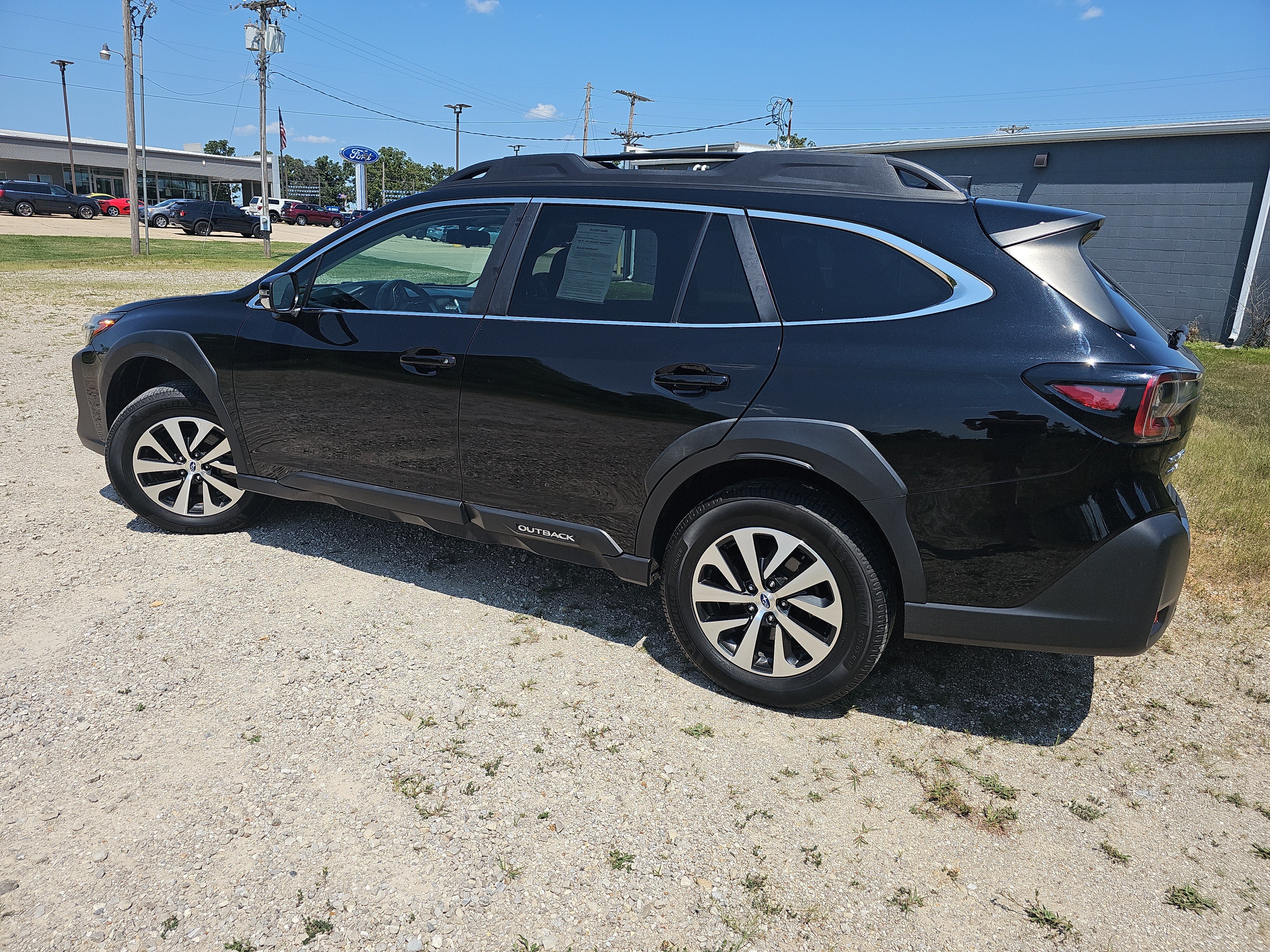 2023 Subaru Outback Premium