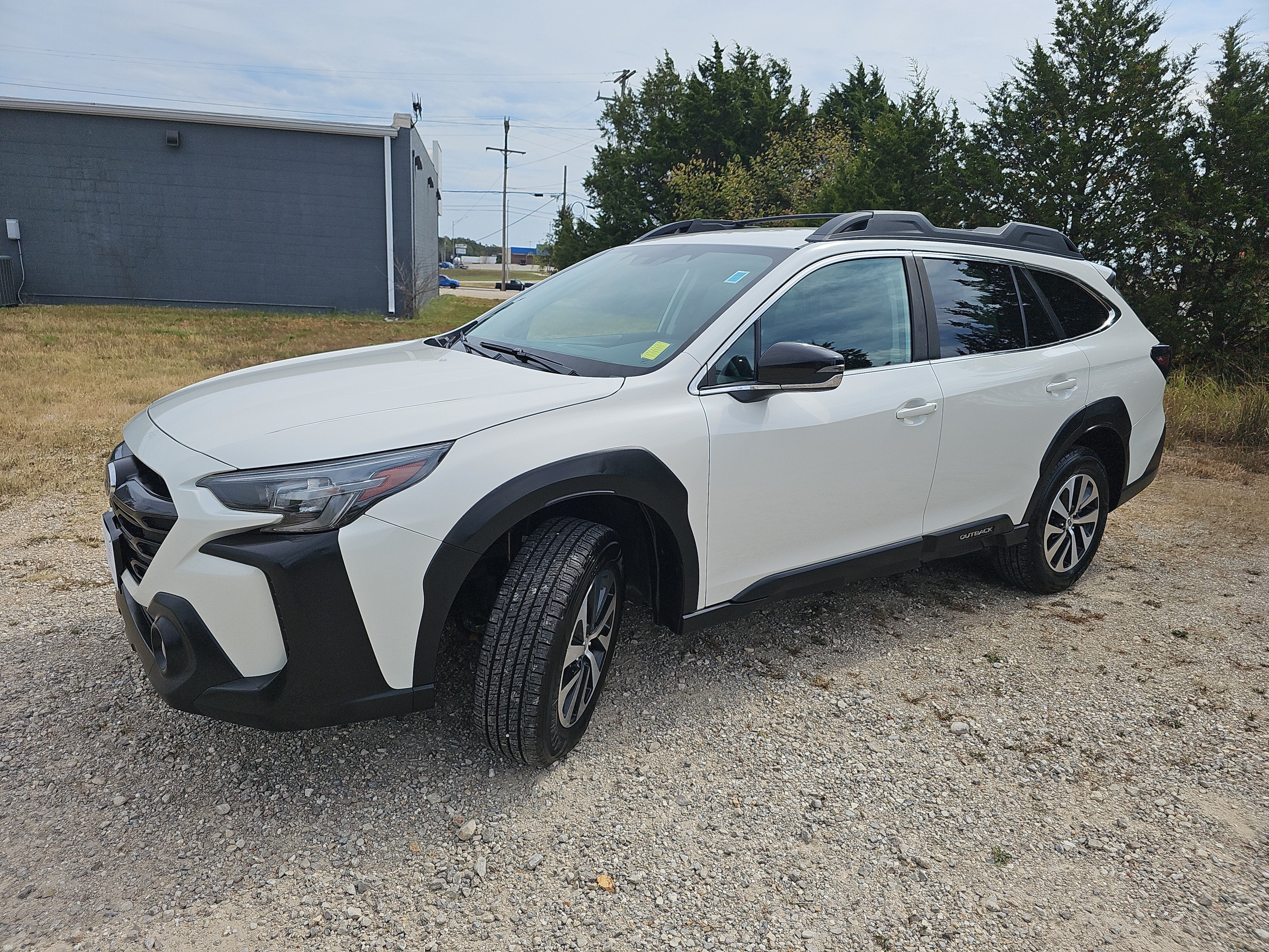 2023 Subaru Outback Premium