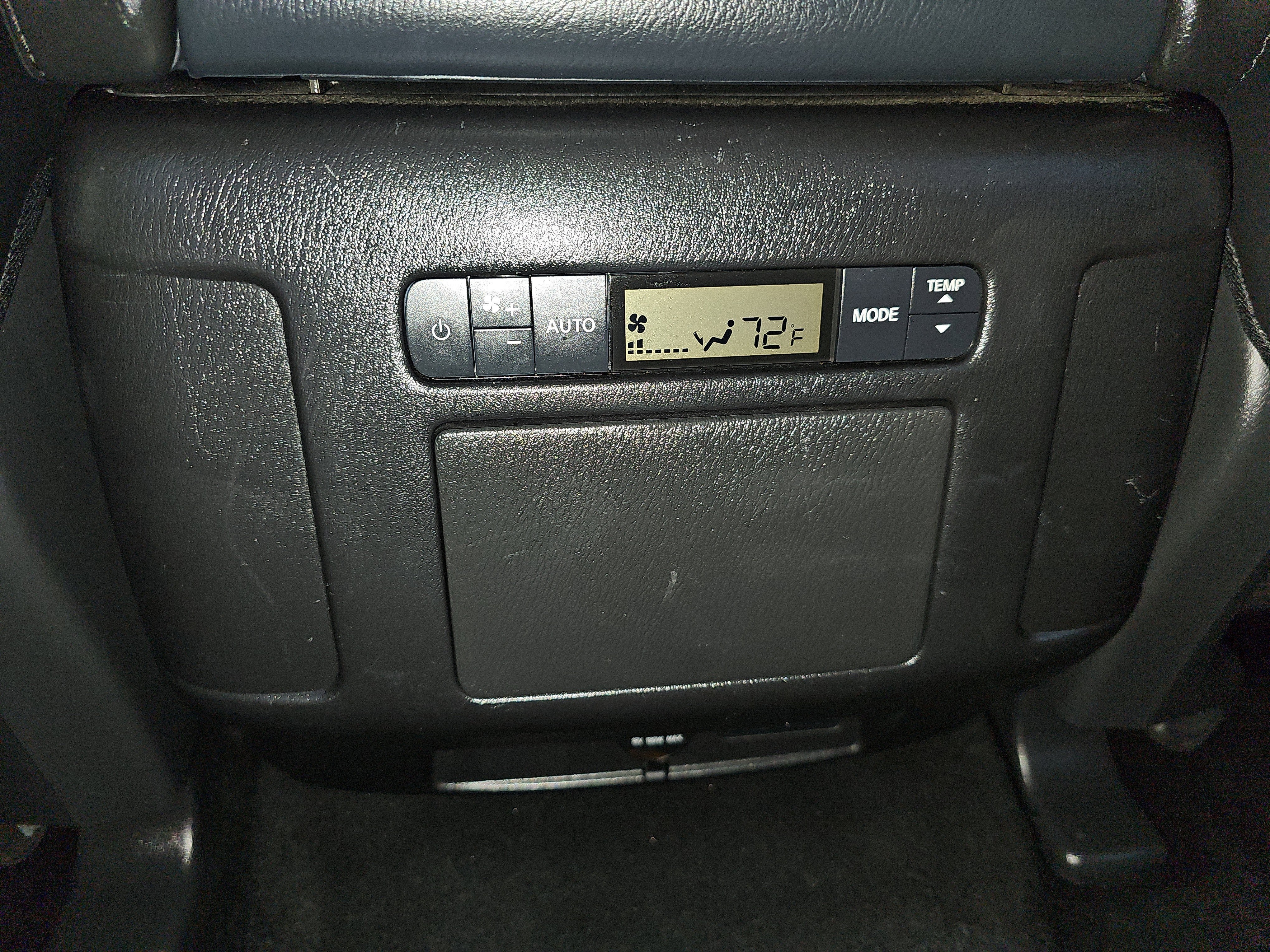 2024 Nissan Armada SV