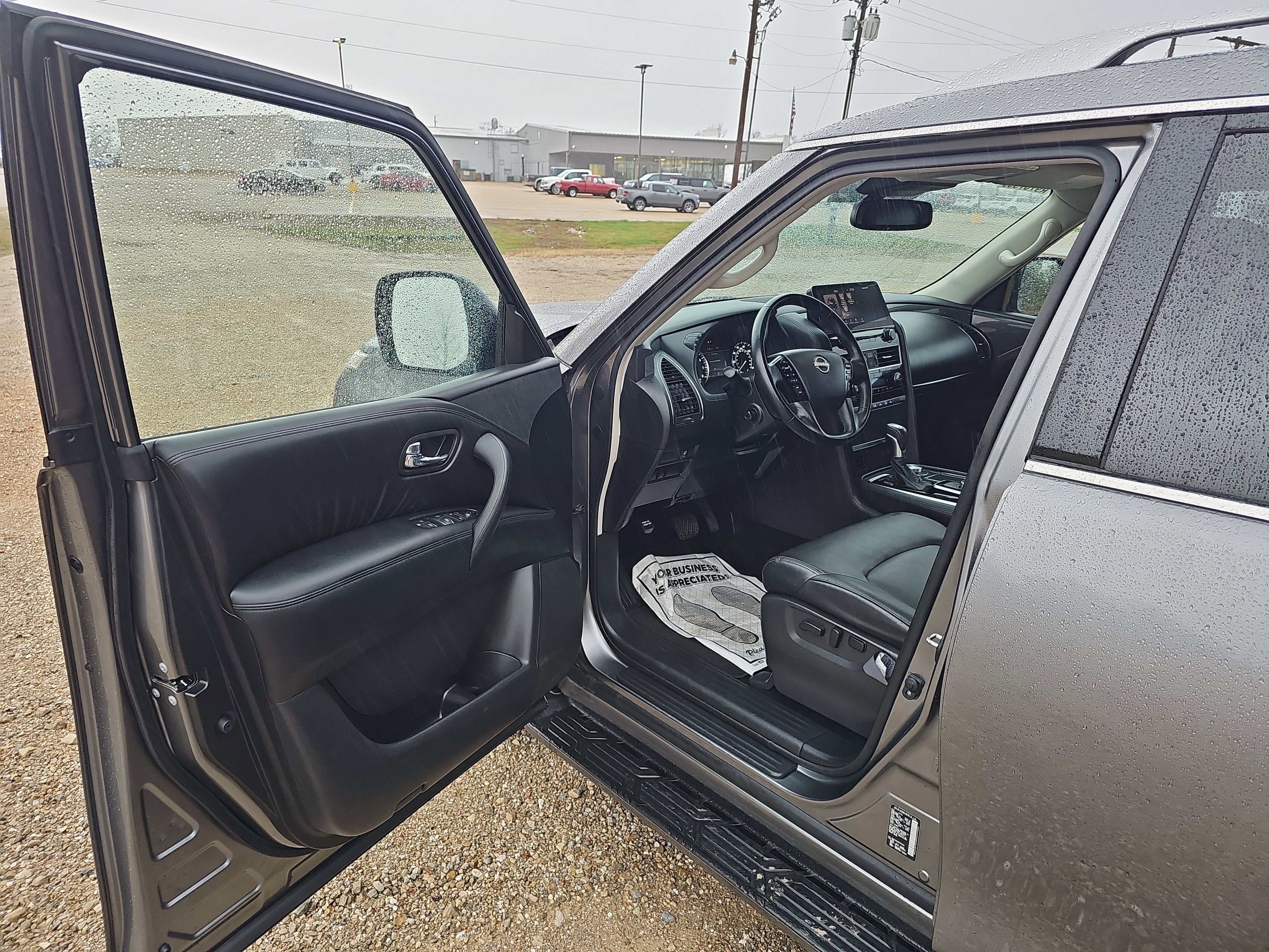 2024 Nissan Armada SV