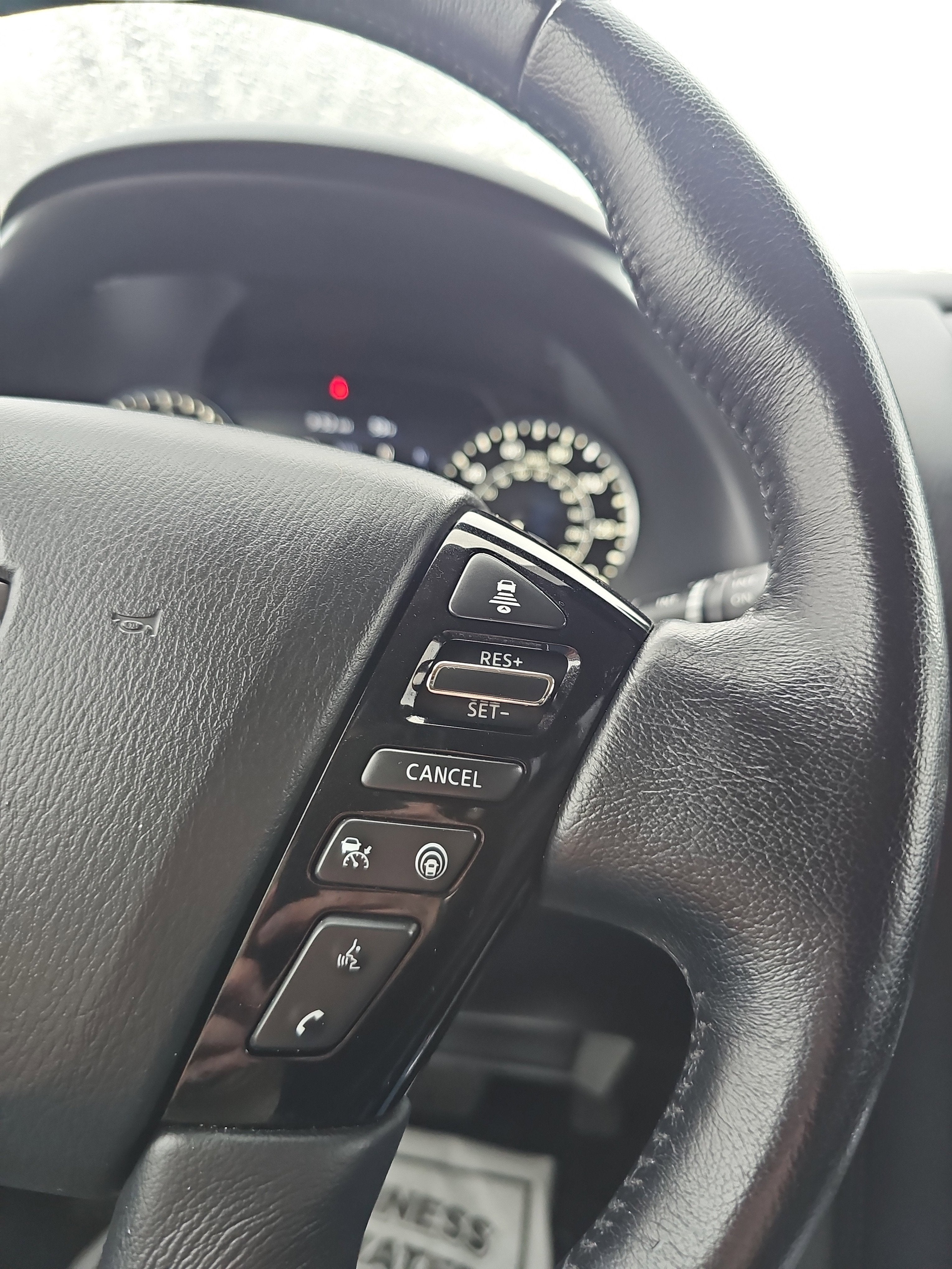 2024 Nissan Armada SV