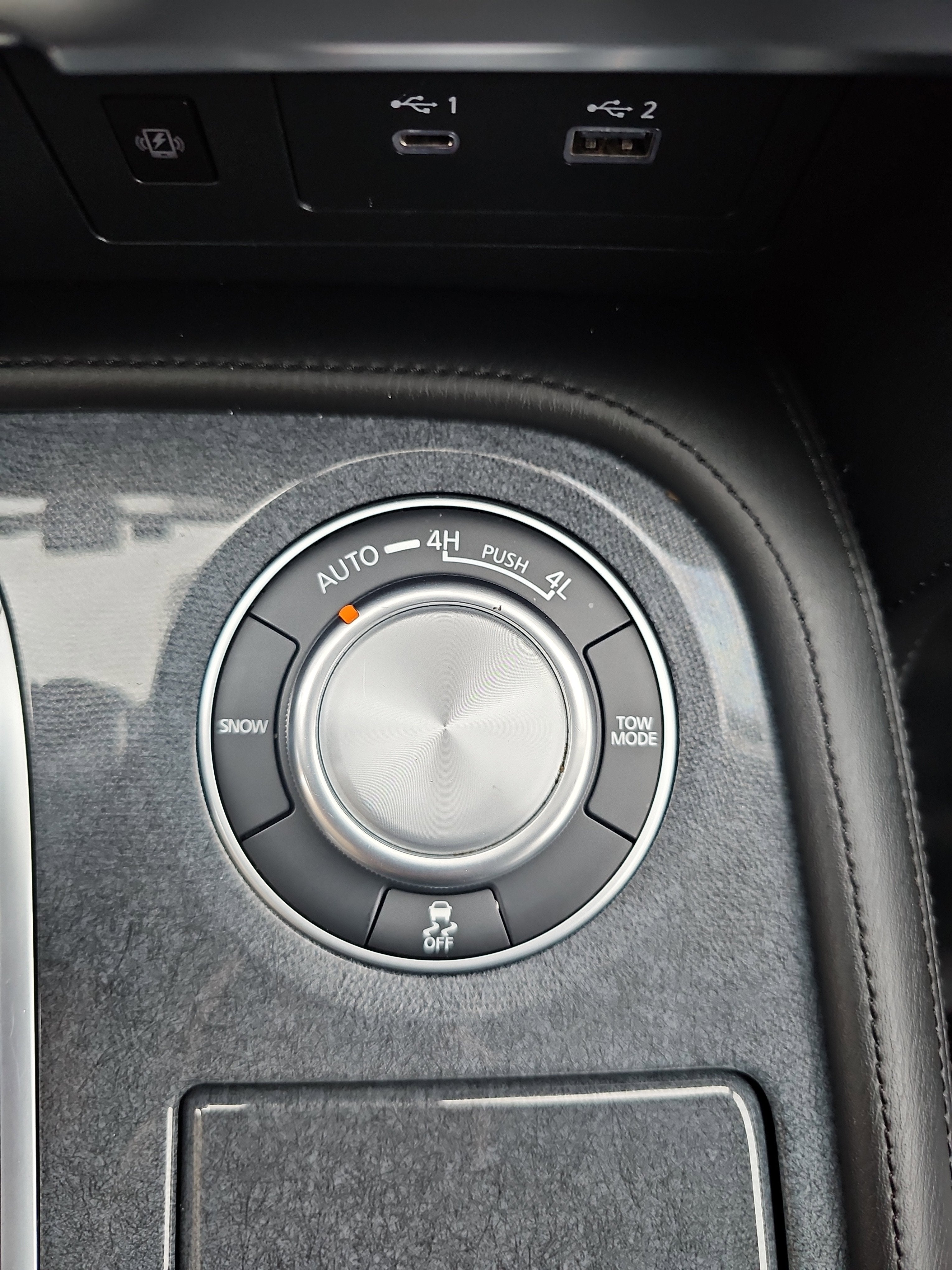 2024 Nissan Armada SV