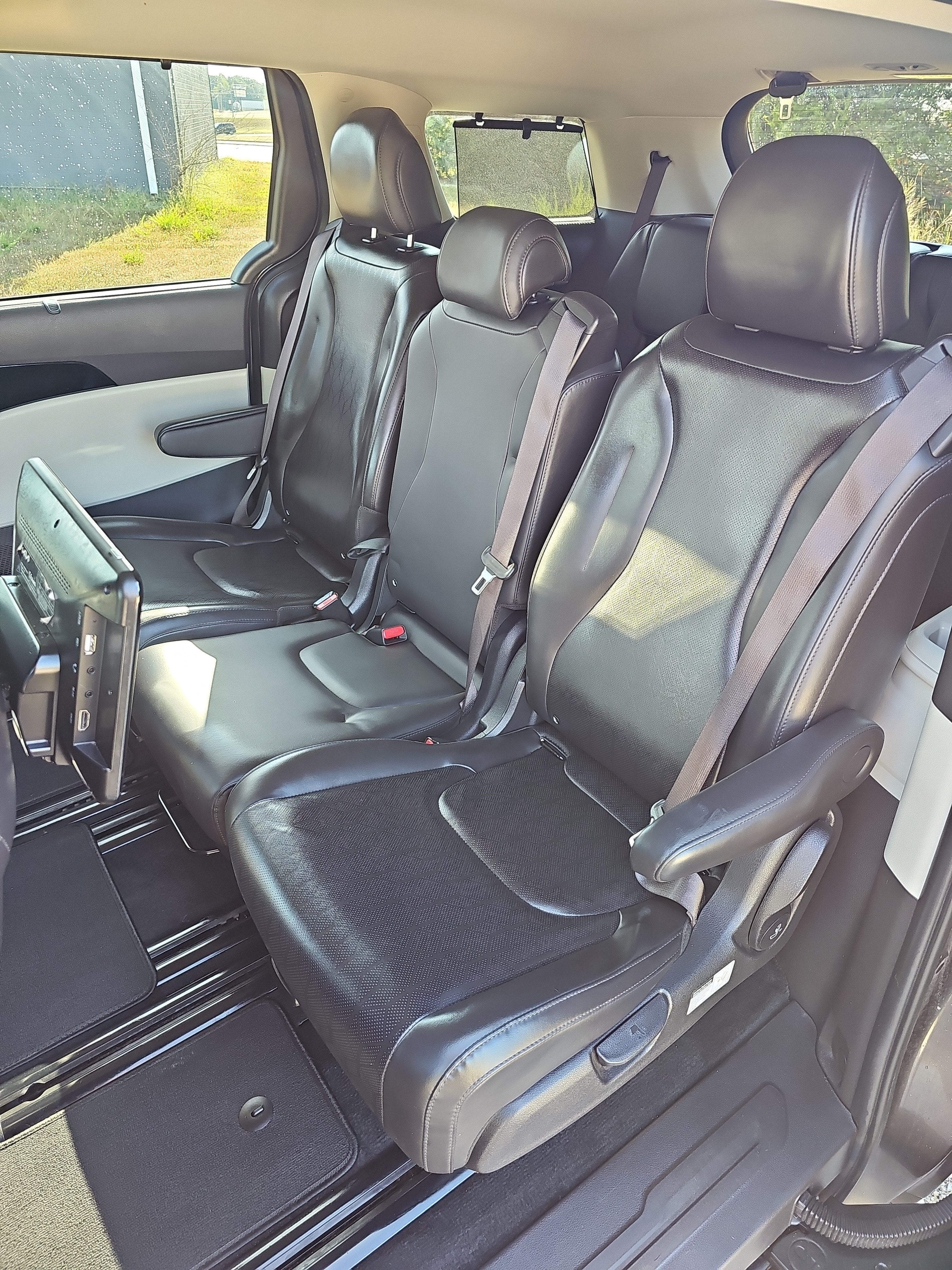 2022 Kia Carnival SX